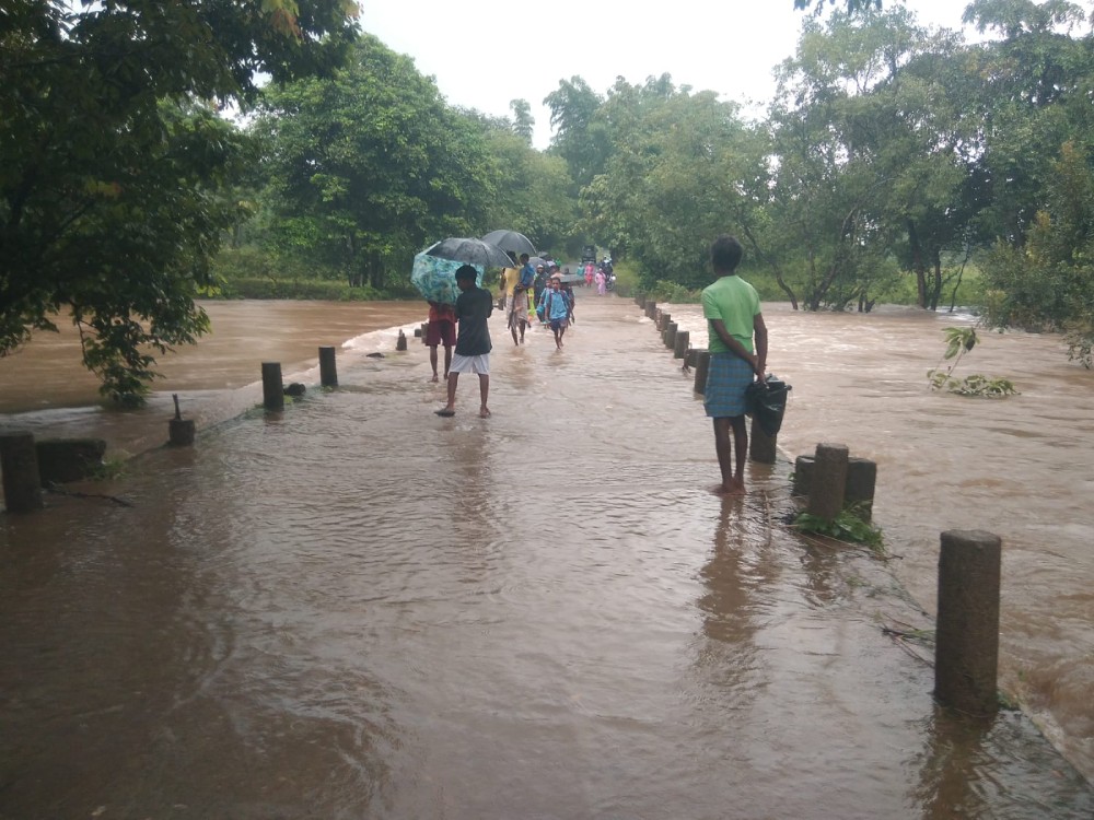 The Road to School in Dhiridih Village
